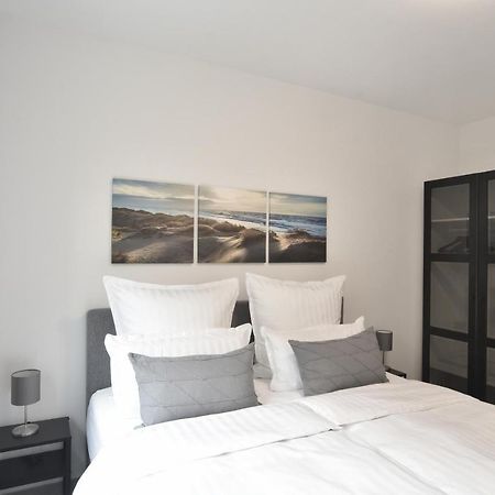 Familienfreundliche Neubauwohnung Mit Terrasse Хамбург Екстериор снимка